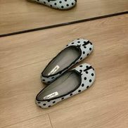 Green polka dots Tabi