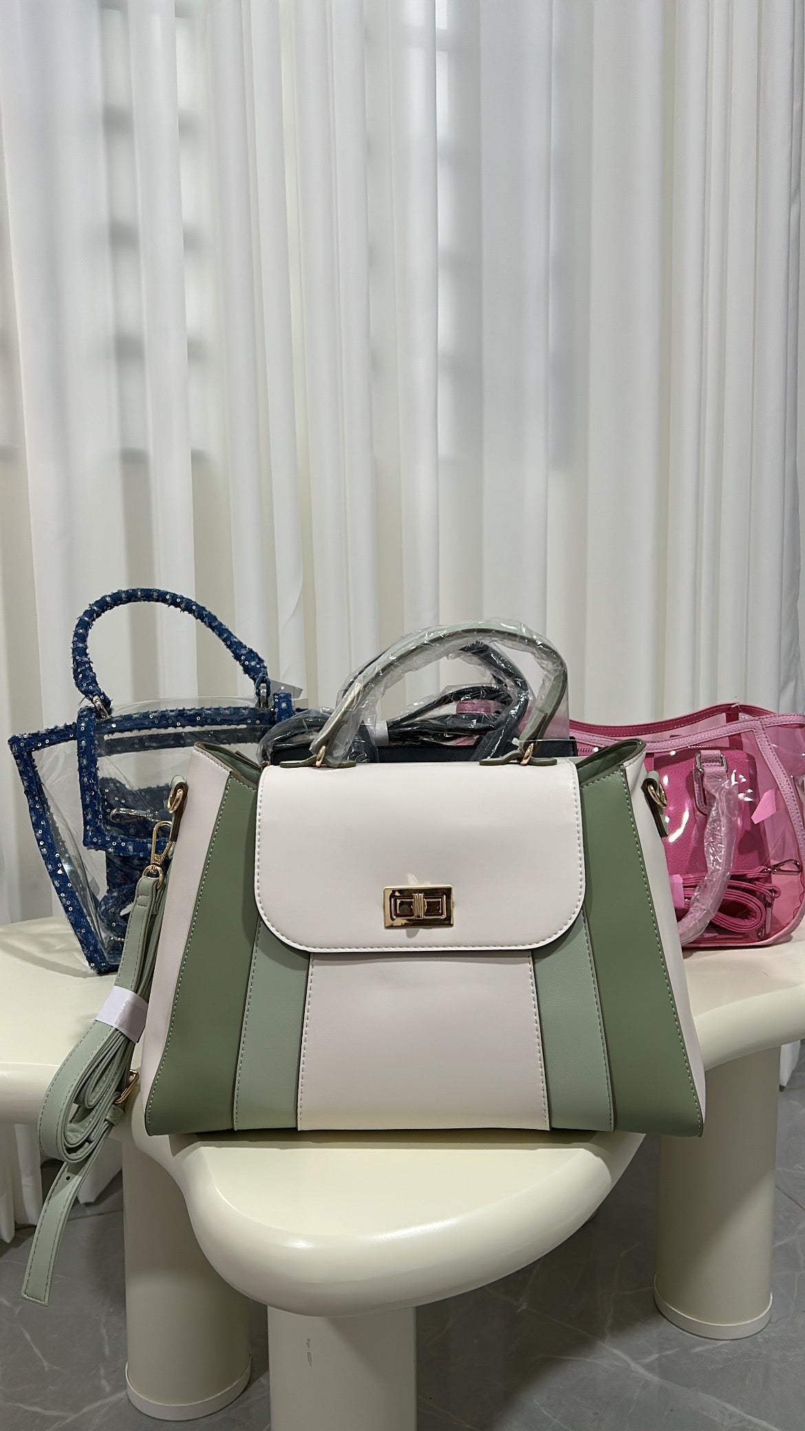 Cato corporate bag