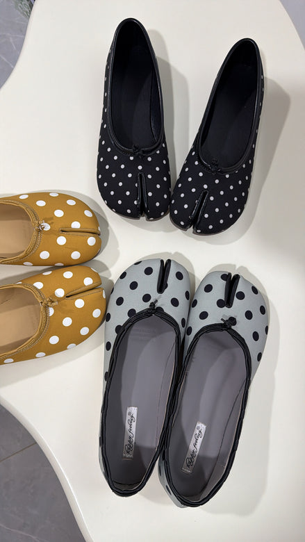 Green polka dots Tabi