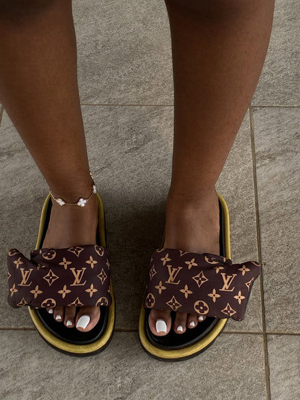 LV flip flops